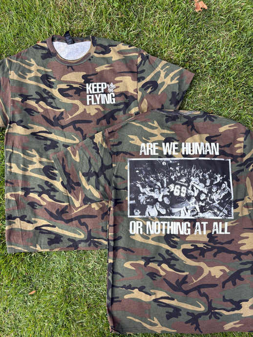 Crowd Shot Camo