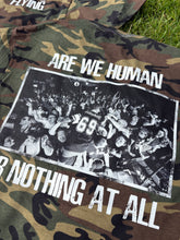 Crowd Shot Camo